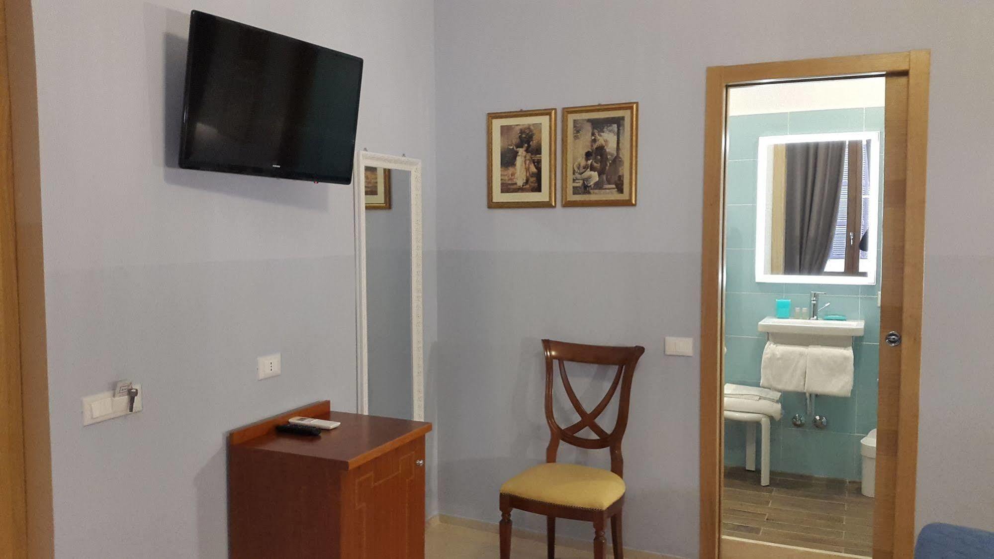 Residenza Praetoria Hotel Rome Exterior photo