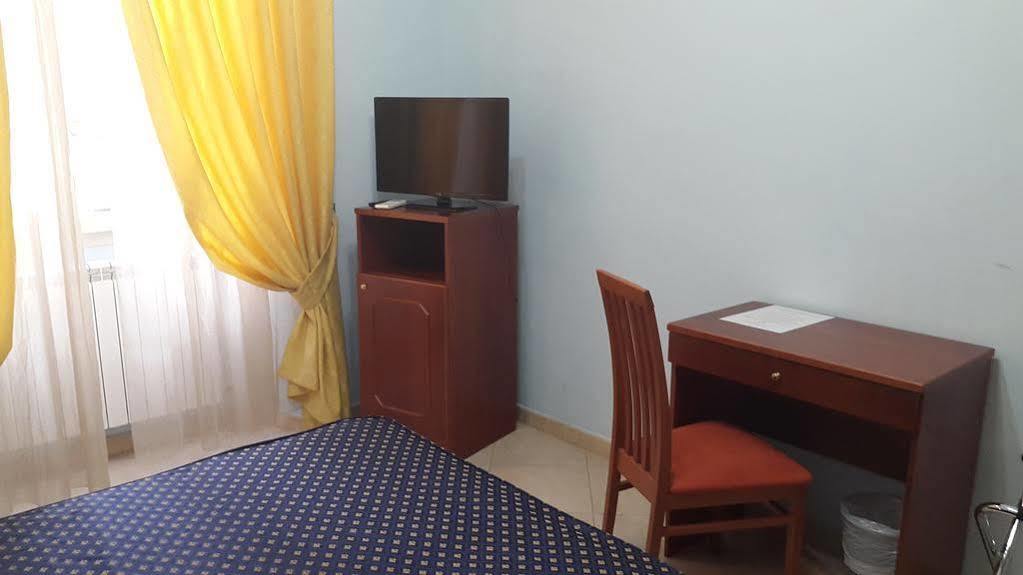 Residenza Praetoria Hotel Rome Exterior photo