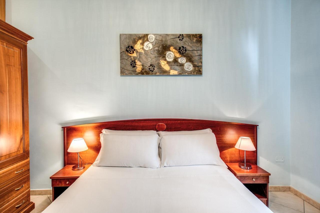 Residenza Praetoria Hotel Rome Exterior photo