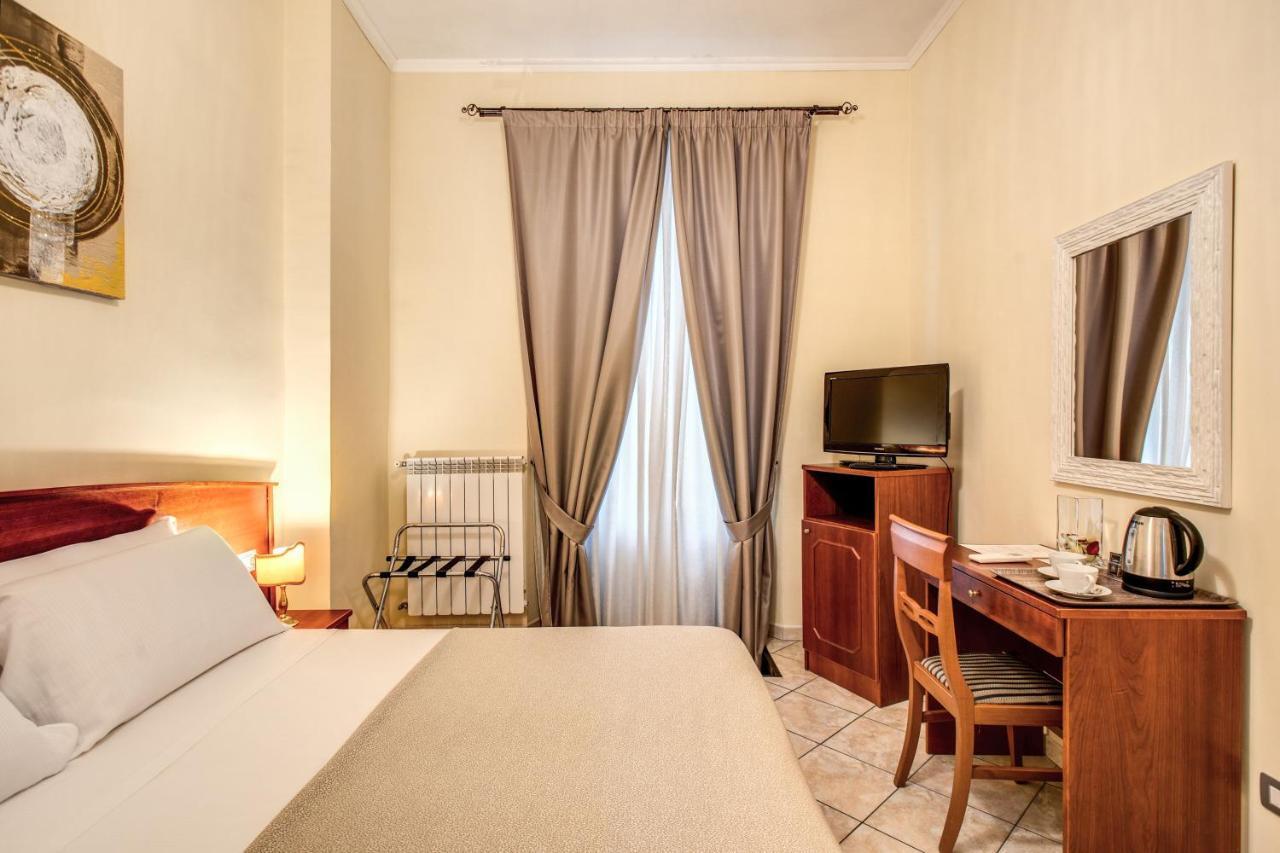 Residenza Praetoria Hotel Rome Exterior photo