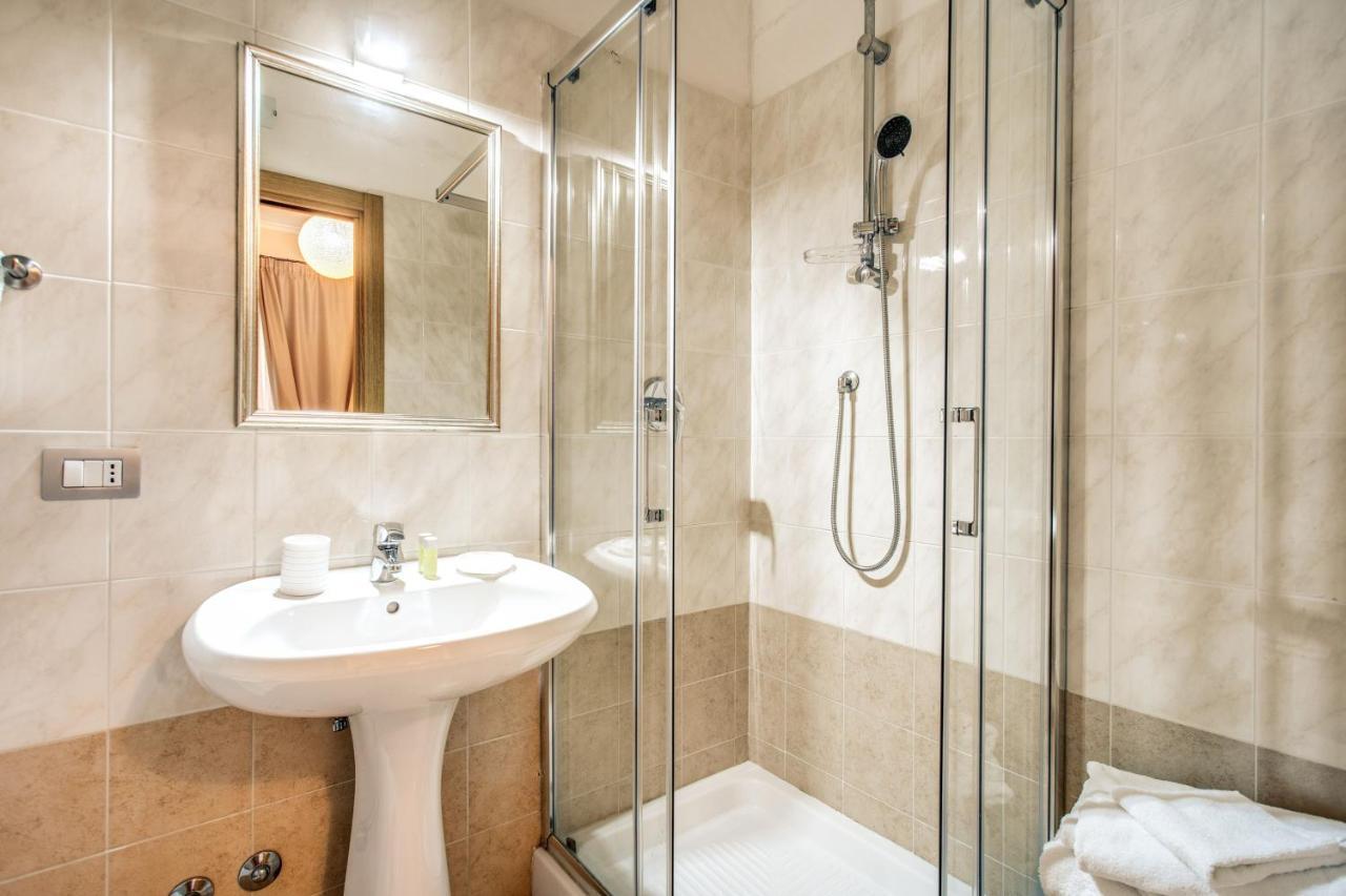 Residenza Praetoria Hotel Rome Exterior photo